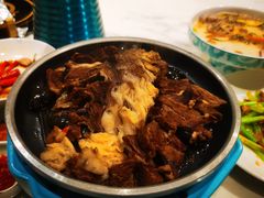 -娜仁图雅蒙古美食村(33小镇店)