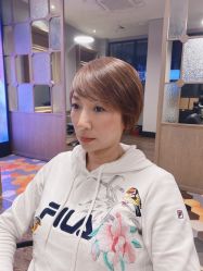 -苑苑发型设计