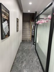 -苗方清颜专业祛痘·皮肤管理