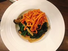 菠菜拌菌菇-新旺茶餐厅(嘉里城店)