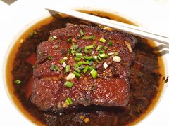 -绿草地·湘菜(酃湖师院店)