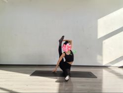 -亚太瑜伽普拉提学院