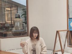 -Line 咖啡(石厦花园店)