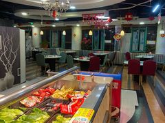 -尚品海鲜肥牛自助火锅(湖明店)