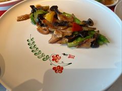 鸡枞菌爆爽肉-馋遇江南·精致湖景雅宴(东方之门店)