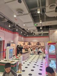 -meland亲子乐园(北京首开通州万象汇店)