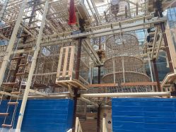 -PIPIKINGDOM皮皮王国欢乐号(欢乐海岸购物中心店)