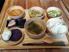 -一两饭川味素食餐厅