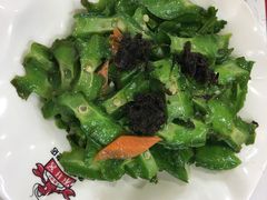 四角豆-琼大师东方烤乳猪(亚特兰蒂斯店)