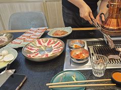 -臻牛烤肉