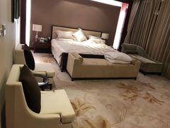 -上海怡沁园度假酒店