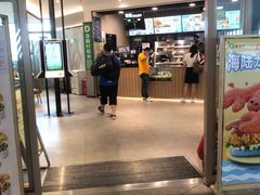 门面-德克士(西站站内店)