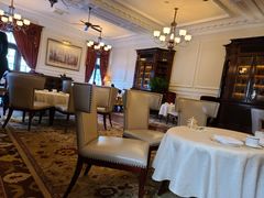 大堂-Salon de Ville浦江汇(上海外滩华尔道夫酒店店)