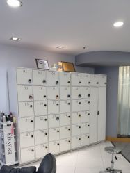 点击看大图 -八佰伴8008星级形象店