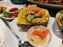 菠萝海鲜炒饭-美奈小馆·越南料理(中航城君尚购物中心店)