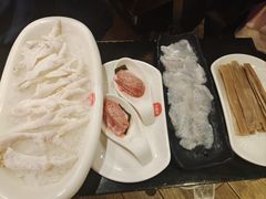 -九鼎轩脆毛肚火锅(商业街店)