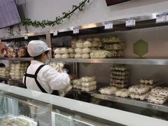 -白玉兰食品(中山公园龙之梦店)