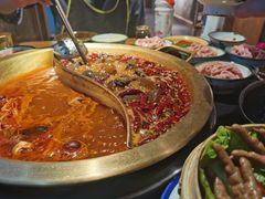 -王婆乔鲜鱼自助火锅(蜀汉路店)