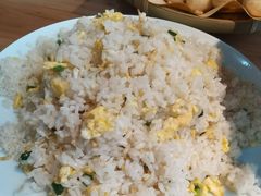 -半步颠小酒馆(繁花中心)