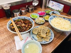 老北京炸灌肠-门框胡同百年卤煮(新街口店)