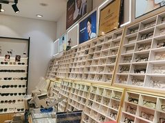 -沫芮眼镜·蔡司官方授权店(人民广场店)