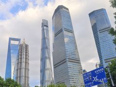 -陆家嘴空中步行连廊