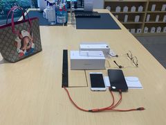 -华为授权体验店(中山公园来福士)