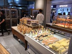 面包甜点陈列柜-UH祐禾(光谷世界城店)
