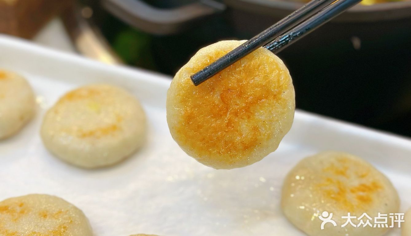 敲好吃的爆汁乳鸽｜配上热腾腾的鸽酱炆牛杂煲🍲