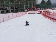 -鳌山滑雪度假区