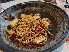 -肥肥虾庄·金牌油焖大虾(杨园滨江时代walk店)