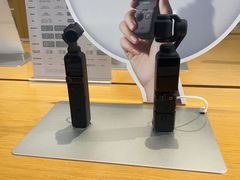 -DJI大疆(深圳华强北曼哈授权体验店)