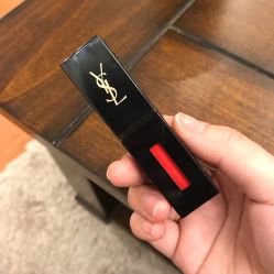 -YVESSAINTLAURENT