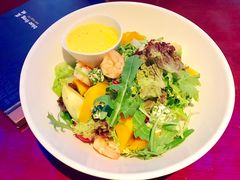 牛油果大虾色拉-bluefrog蓝蛙(水游城店)