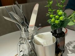 -阿妮叶李(光谷世界城店)