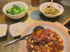 -洞庭土菜馆(易发广场店)