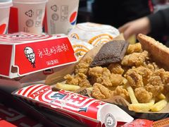 -肯德基(宝利丰店)