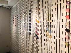 -目艮眼镜SHOWROOM(品牌集合店)