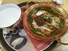 -妈妈故事米线(市府恒隆店)