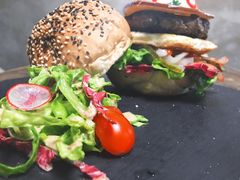 -HIGH FIVE哈福手工汉堡(桂林路店)