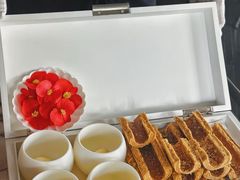 -弦月窗LUNETTE BY AMANDA(复兴路店)