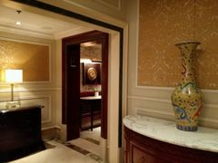 -广州富力丽思卡尔顿酒店