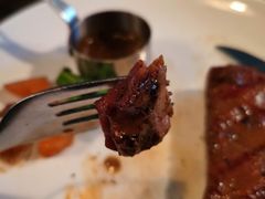 极佳级牛小排皇-食间牛排(重庆路万达店)