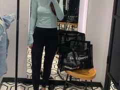 -lululemon(比斯特购物村店)