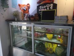 -津椰本·海南正宗椰奶清补凉(店一店)