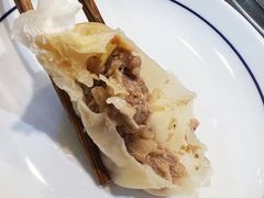 羊肉沙葱烧麦-内蒙联营烧麦 草原石榴红(护国寺店)