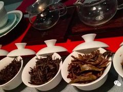 -诗宇时光茶艺书法古琴培训