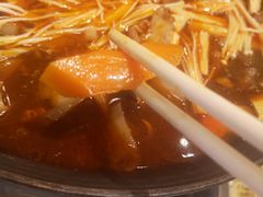 -霄汉牛三鲜湖北砂锅菜(万松园2店)