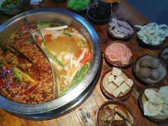 -芈重山老火锅(洪崖洞店)