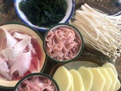 -王婆乔鲜鱼自助火锅(蜀汉路店)